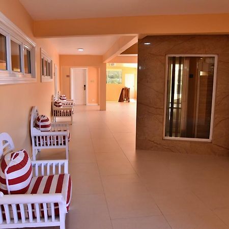 Hotel Grand A View Montego Bay Exterior foto