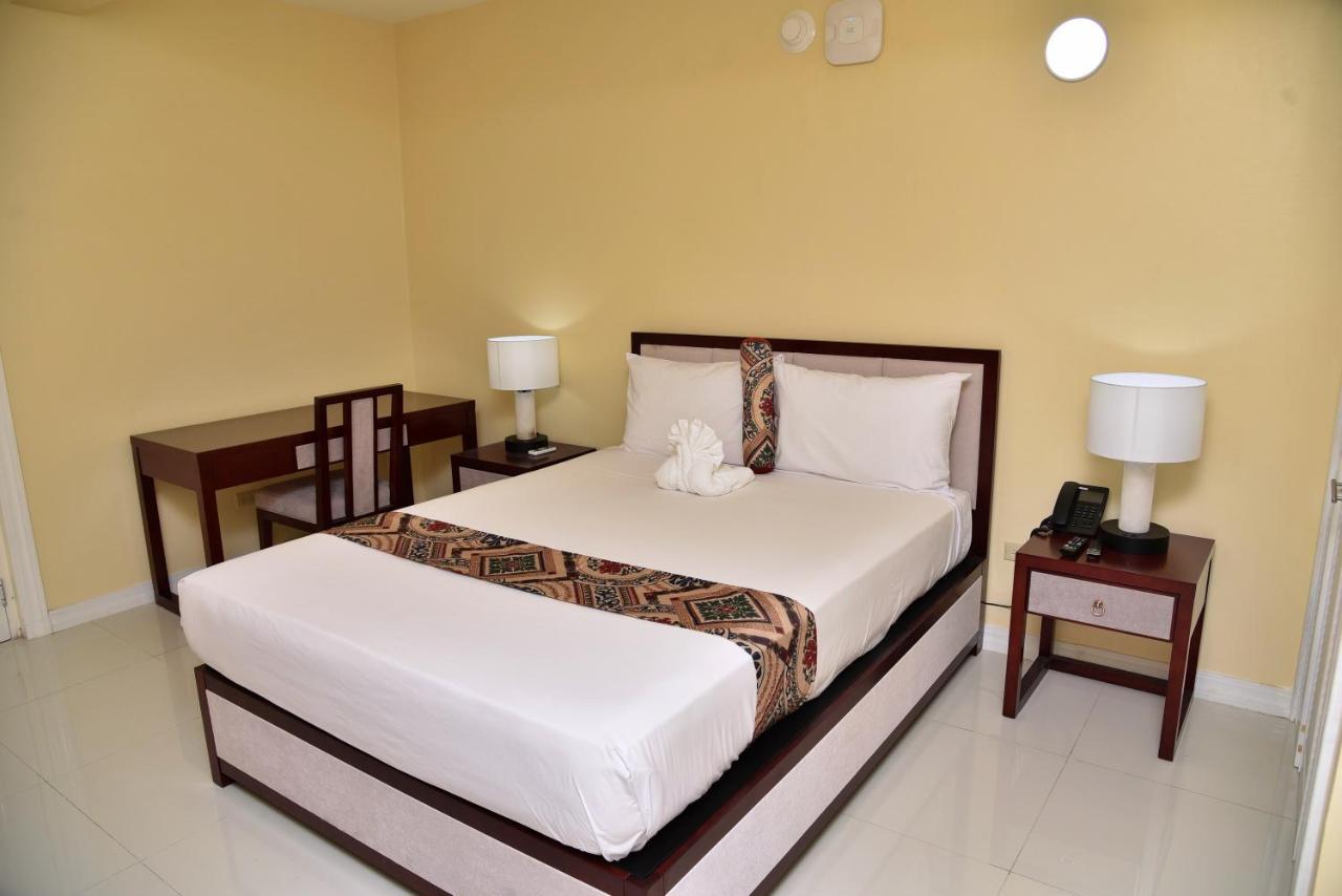 Hotel Grand A View Montego Bay Exterior foto