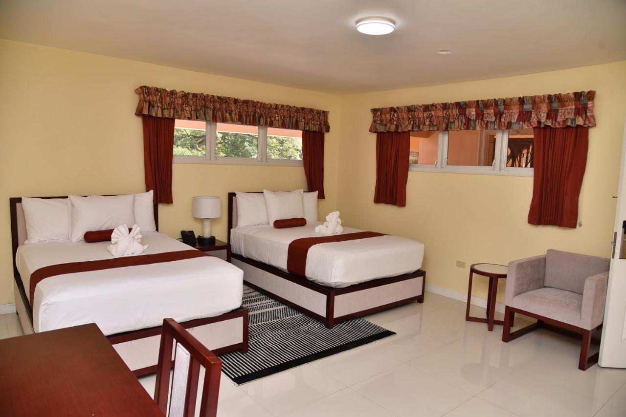 Hotel Grand A View Montego Bay Exterior foto