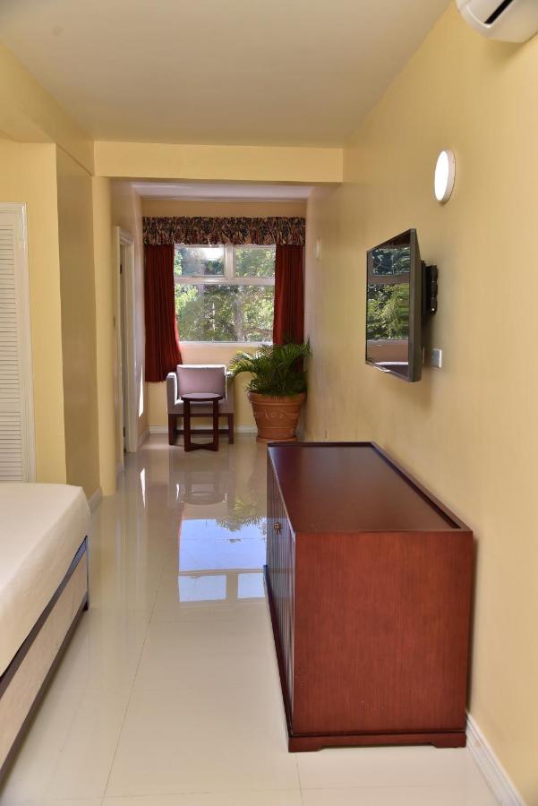 Hotel Grand A View Montego Bay Exterior foto