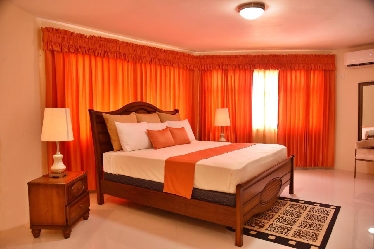 Hotel Grand A View Montego Bay Exterior foto